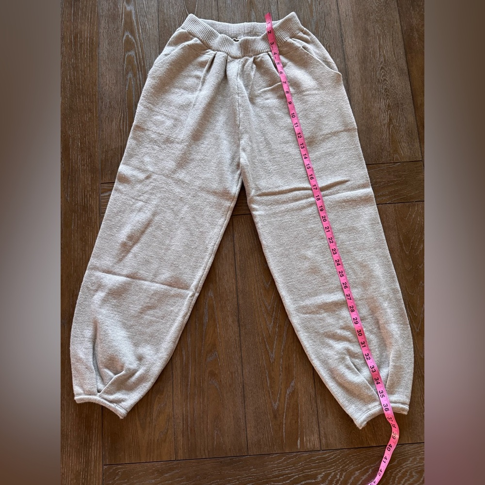 Cozy Gray women’s sweater/knit Jogger Pants